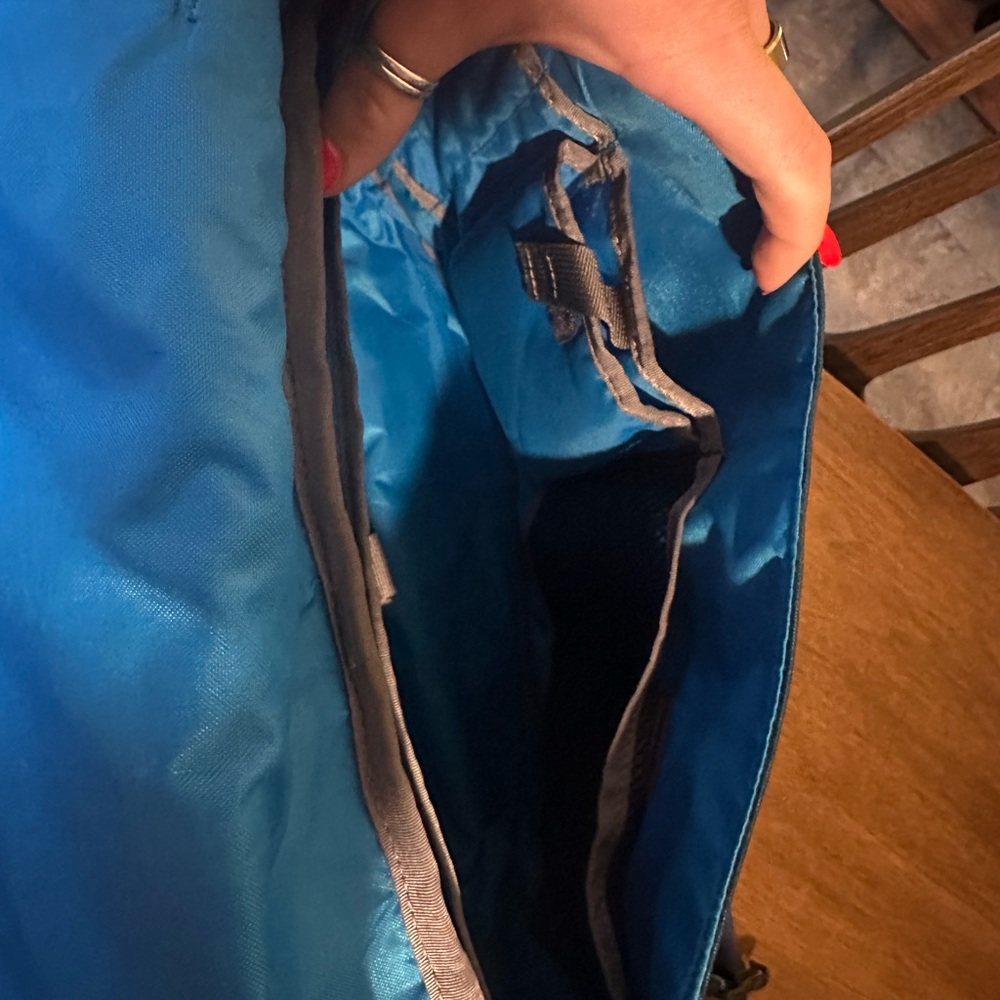 Patagonia Teal and Black Men's Messenger Bag - Picture 6 of 7